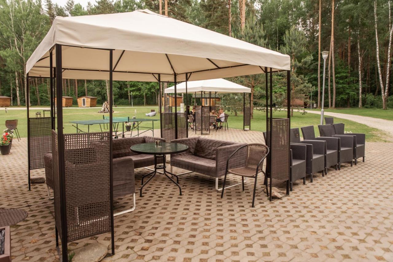 Camping & Camper Place Pasvalys ภายนอก รูปภาพ
