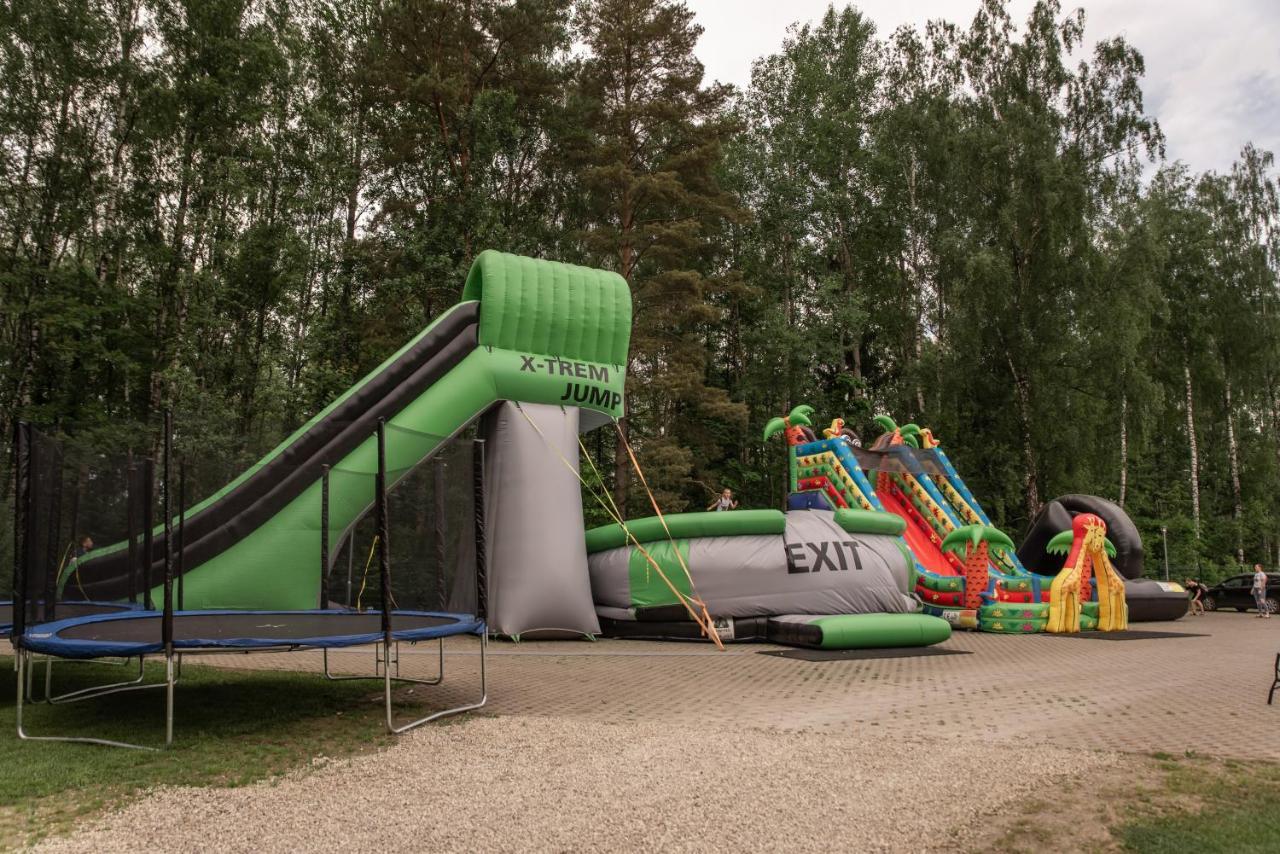 Camping & Camper Place Pasvalys ภายนอก รูปภาพ