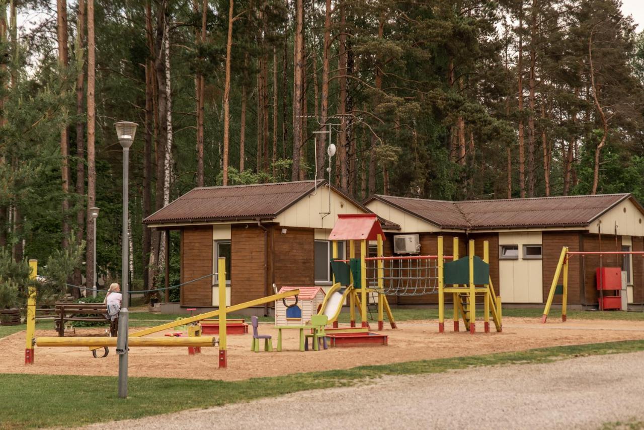 Camping & Camper Place Pasvalys ภายนอก รูปภาพ